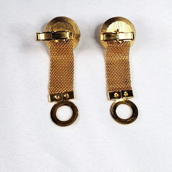 Vintage Gold Tone Mesh Wrap Around Red Faceted Rhinestone Cuff Links - Picture 6 of 12